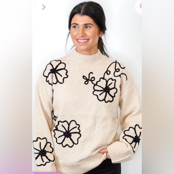 Stitch of Flowers Natural Sweater - Picture 1 of 3